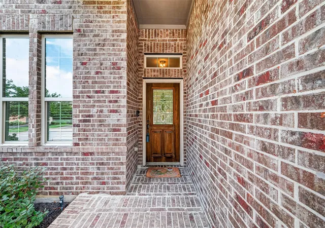 Photo 4 of Sale Pending at 19230 S Cottonwood Green Ln, Cypress, TX 77433 | MLS# 93039606 | Listing updated on 2026-09-04