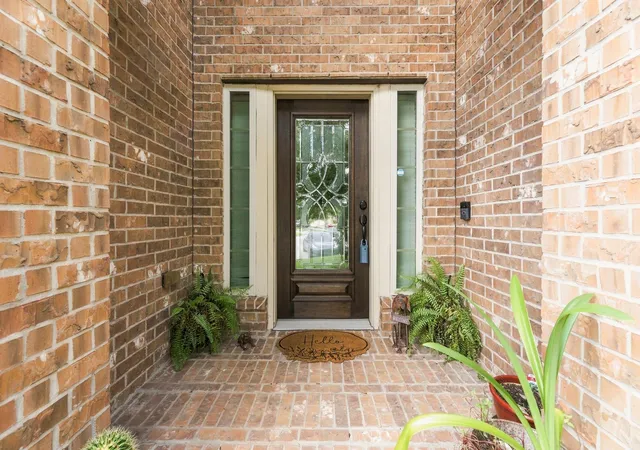 Photo 3 of Single family home for sale at 18118 Banpo Ct, Houston, TX 77044 | MLS# 37141773 | Listing updated on 2026-08-02