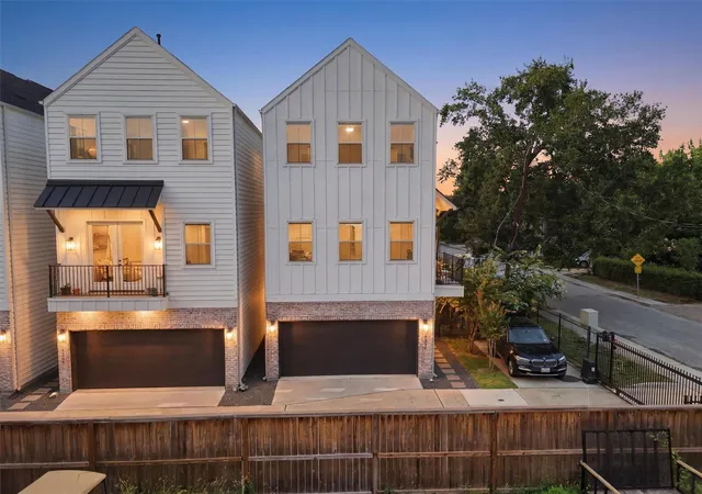 Photo 1 of Single family home for sale at 920 Thornton Rd #G, Houston, TX 77018 | MLS# 28629847 | Listing updated on 2026-09-12