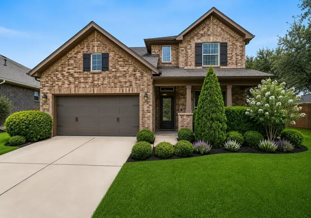 Photo 1 of Sale Pending at 100 Castlegate Ln, Houston, TX 77065 | MLS# 37552307 | Listing updated on 2026-09-13