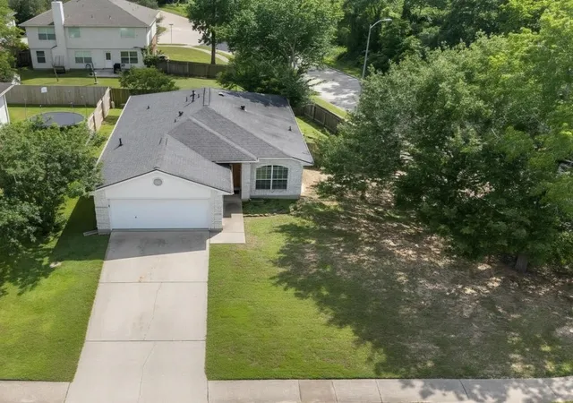 Photo 2 of Single family home for sale at 22811 August Leaf Dr, Tomball, TX 77375 | MLS# 38971215 | Listing updated on 2026-07-27