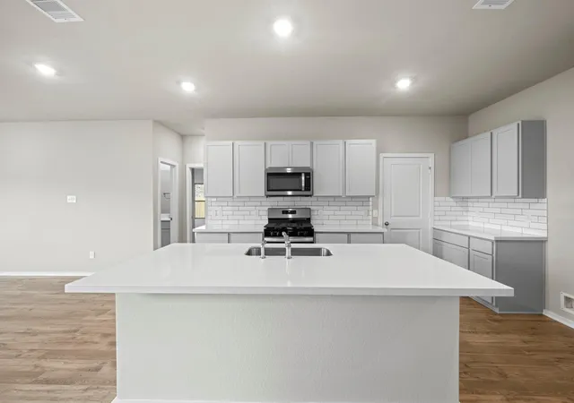 Photo 4 of Sale Pending at 3506 Atlas Point Ln, Angleton, TX 77515 | MLS# 4100609 | Listing updated on 2026-09-17