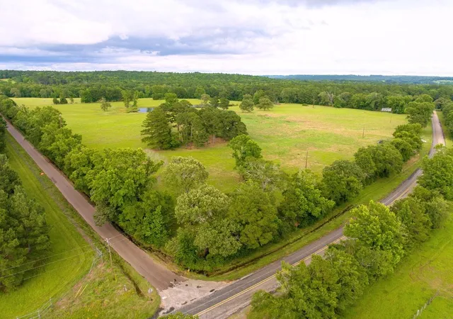 Homes for sale in Elkhart, TX | 2 County Road 1224, Elkhart, TX 75839 | MLS# 93769294