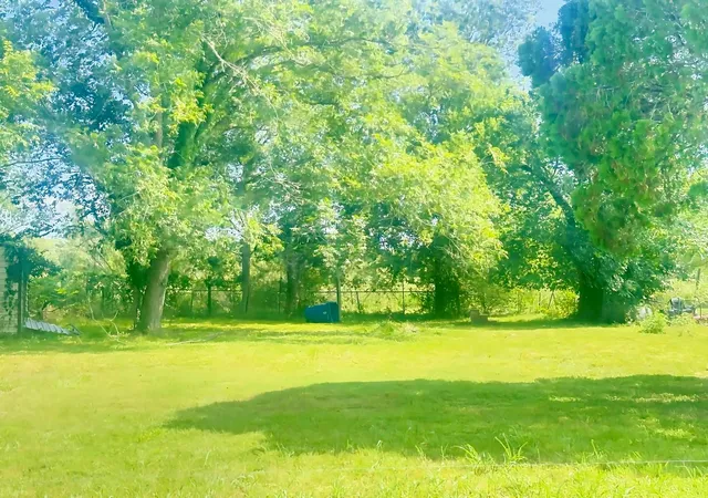 Photo 2 of Land for sale at 202 Moore St, Hallettsville, TX 77964 | MLS# 69116184 | Listing updated on 2026-09-15