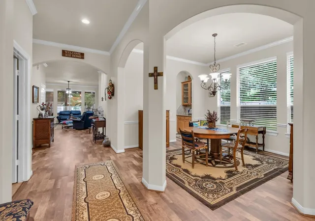 5th image of 2 Marlowe Wy, Conroe, TX 77384 | MLS# 73071924