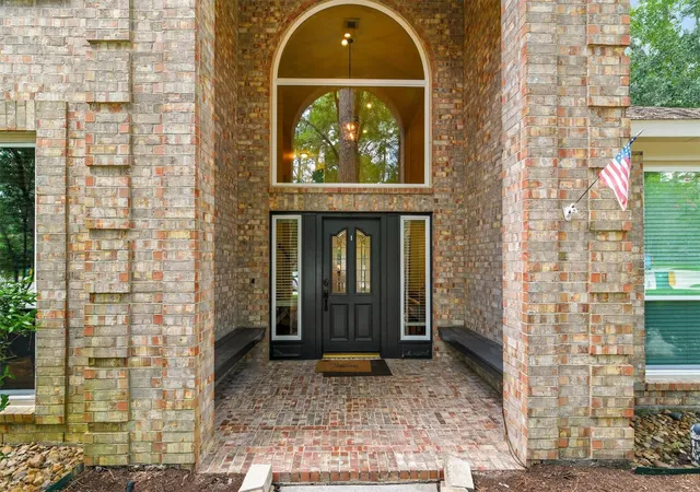 2nd image of 23 Townsend Pl, Spring, TX 77382 | MLS# 10296910