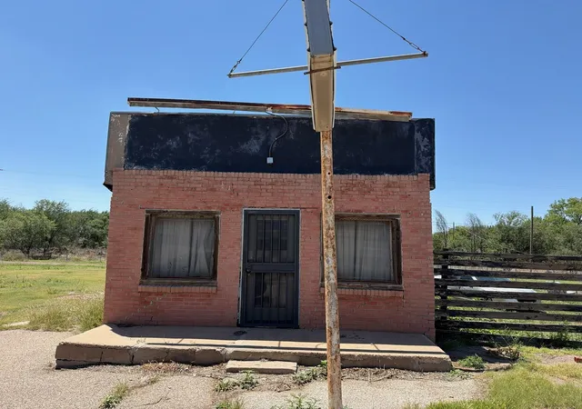 Homes for sale in Amarillo, TX | 205 N Hughes St, Amarillo, TX 79107 | MLS# 10549643