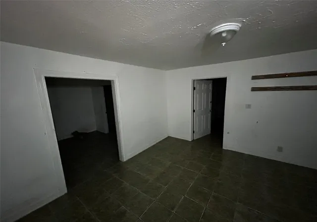 4th image of 7011 Brownsville St, Houston, TX 77020 | MLS# 7235940