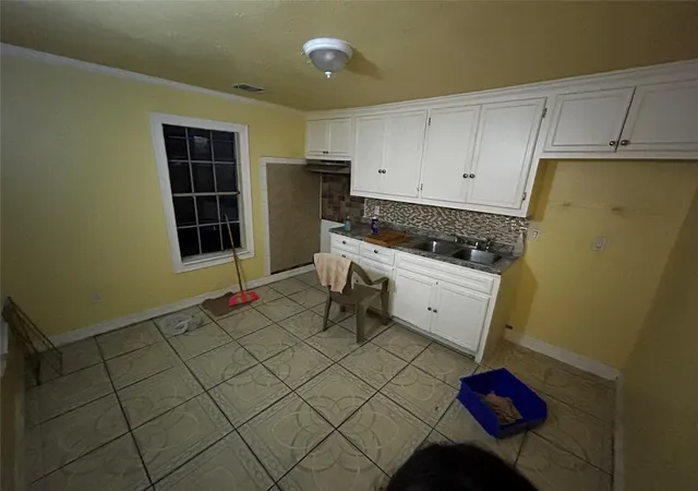 5th image of 7011 Brownsville St, Houston, TX 77020 | MLS# 7235940