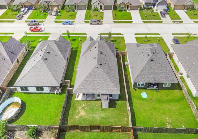 31st image of 9621 Wall St, Texas City, TX 77591 | MLS# 67548756