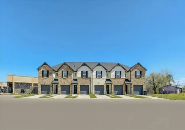 2nd image of 3531 Lockwood Dr, Houston, TX 77026 | MLS# 3936605