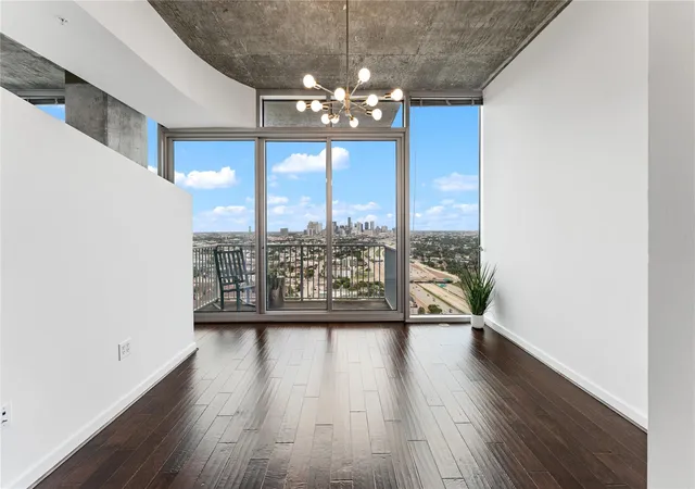 4th image of 5925 Almeda Rd #12711, Houston, TX 77004 | MLS# 41110979