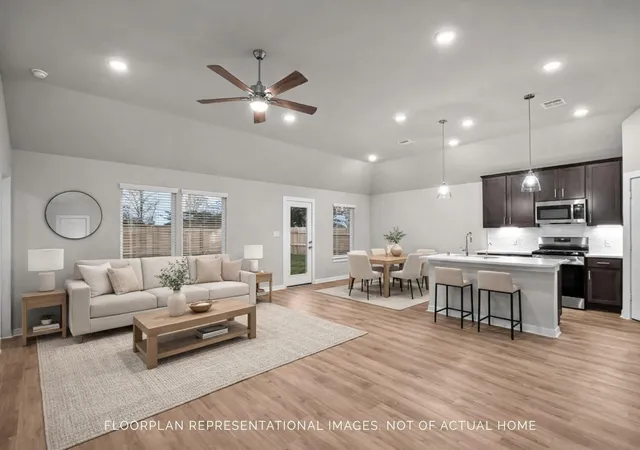Photo 4 of Single family home for sale at 554 Bluebell Maiden Ct, Magnolia, TX 77354 | MLS# 36540721 | Listing updated on 2026-10-10