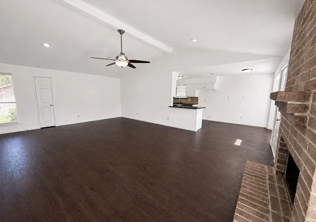 Photo 3 of Sale Pending at 3702 Saint William Ln, Houston, TX 77084 | MLS# 75625000 | Listing updated on 2026-09-21