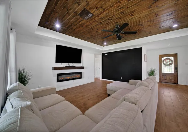 5th image of 2063 White Buck Ct, Cleveland, TX 77328 | MLS# 40060273
