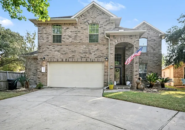 2nd image of 437 Holly Branch Ln, Kemah, TX 77565 | MLS# 71772970