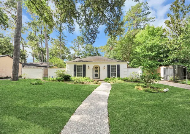 1st image of 10115 Holly Springs Dr, Houston, TX 77042 | MLS# 94931524