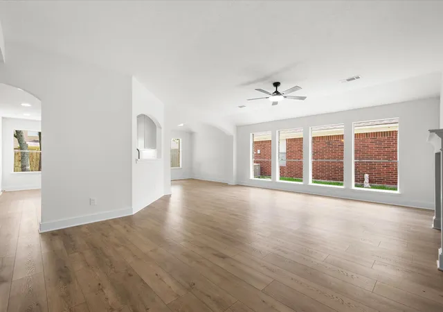 3rd image of 3119 Shady Ridge Trl, Sugar Land, TX 77498 | MLS# 42518942