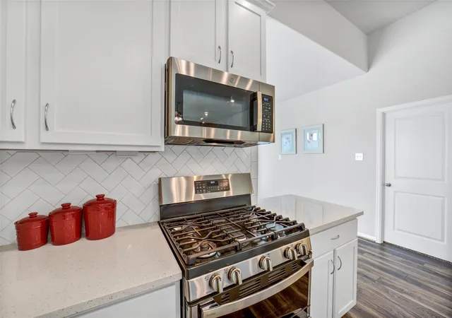 5th image of 2424 Solaris Bend Dr, Katy, TX 77493 | MLS# 76565389