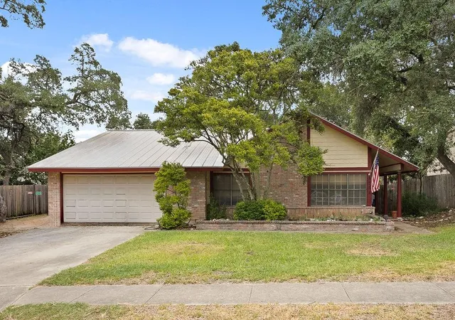 Photo 1 of Single family home for sale at 8538 Marathon Dr, Universal City, TX 78148 | MLS# 66162146 | Listing updated on 2026-08-25