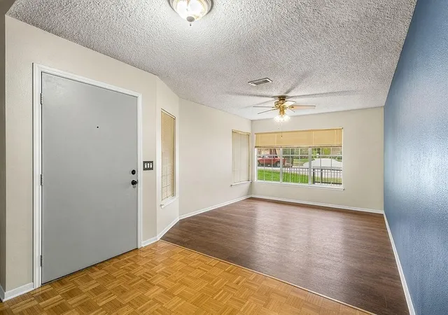 Photo 3 of Single family home for sale at 8538 Marathon Dr, Universal City, TX 78148 | MLS# 66162146 | Listing updated on 2026-08-25