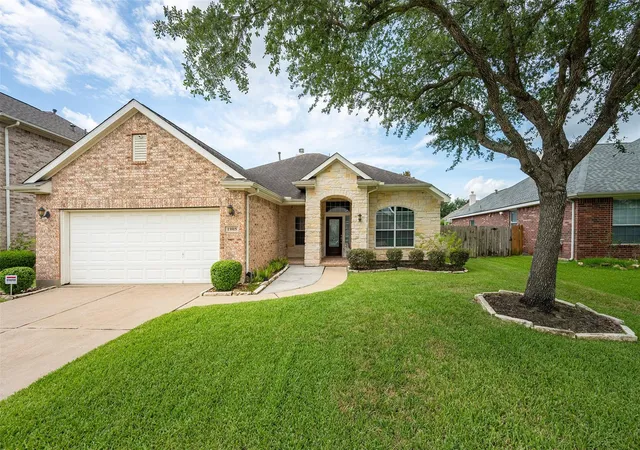 Photo 1 of Sale Pending at 13815 Normandy Ct, Sugar Land, TX 77498 | MLS# 71222853 | Listing updated on 2026-09-28