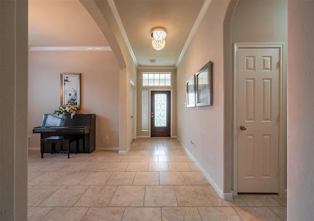 Photo 4 of Sale Pending at 13815 Normandy Ct, Sugar Land, TX 77498 | MLS# 71222853 | Listing updated on 2026-09-28