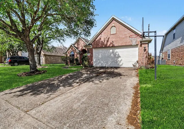 Homes for sale in Baytown, TX | 8003 Beaver St, Baytown, TX 77523 | MLS# 39985209
