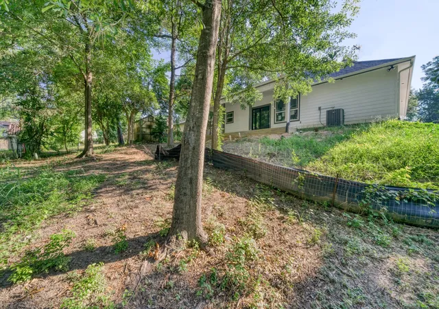 27th image of 1112 Holly Springs, Huntsville, TX 77320 | MLS# 91220370