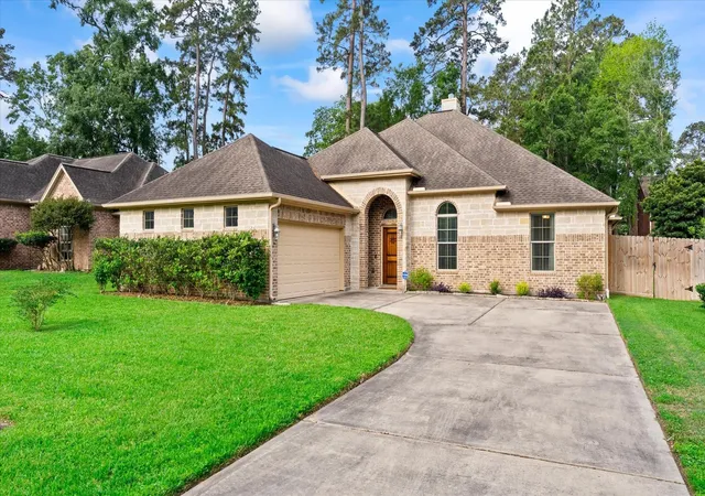 3rd image of 754 Forest Lane Dr, Conroe, TX 77302 | MLS# 79397818