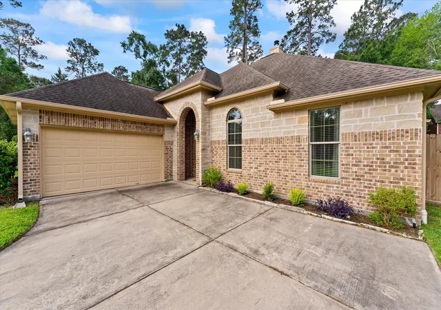 4th image of 754 Forest Lane Dr, Conroe, TX 77302 | MLS# 79397818
