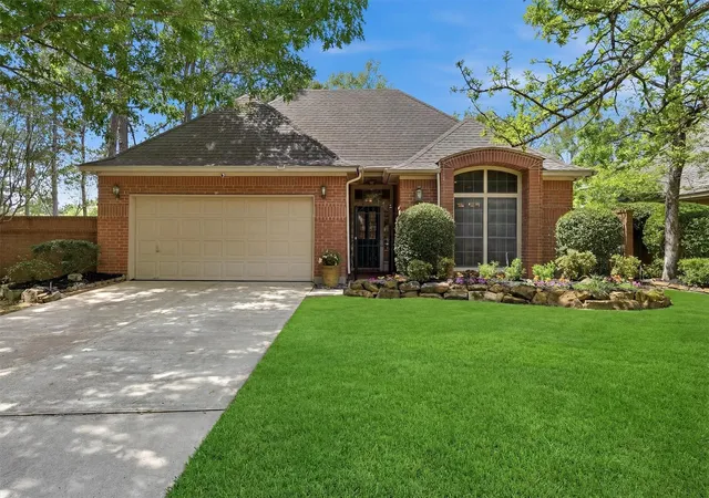 Photo 3 of Sale Pending at 3203 Hickory Brk Ln, Kingwood, TX 77345 | MLS# 51206711 | Listing updated on 2026-09-10