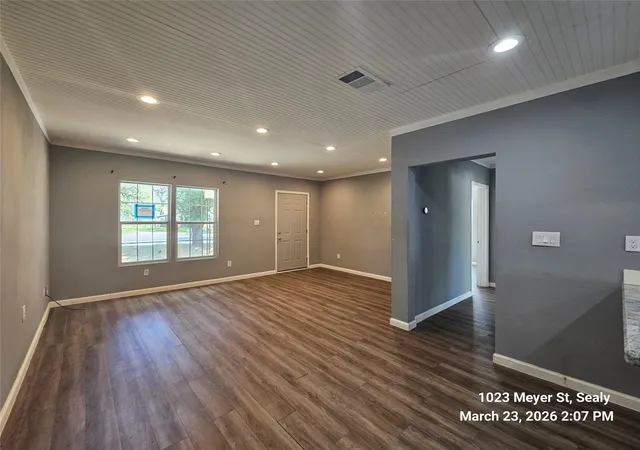 Homes for sale in Sealy, TX | 1023 Meyer St, Sealy, TX 77474 | MLS# 31185353