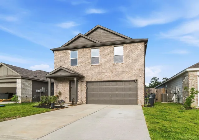 Photo 2 of Single family home for sale at 14987 N Ascot Bnd Cir, Conroe, TX 77306 | MLS# 71695816 | Listing updated on 2026-09-13