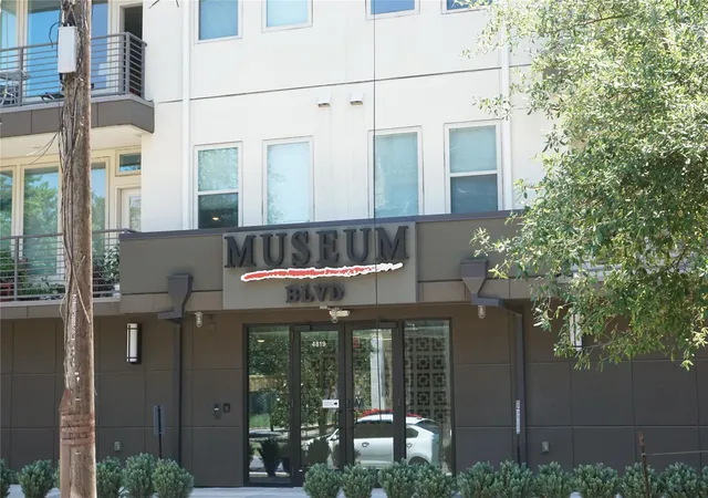 Homes for sale in Houston, TX | 4819 Caroline St #111, Houston, TX 77004 | MLS# 2713679