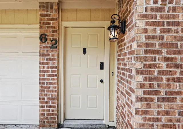Photo 3 of Single family home for sale at 62 W Timberspire Ct, Spring, TX 77380 | MLS# 90073168 | Listing updated on 2026-08-20