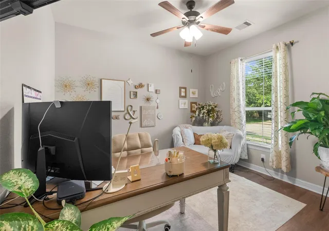 2nd image of 8310 Egret Bay Cir, Baytown, TX 77523 | MLS# 65218781