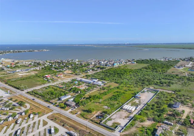 2nd image of 2375 E Fm 517, Dickinson, TX 77539 | MLS# 22553152