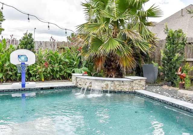 3rd image of 9214 Holloway Cliff Ln, Cypress, TX 77433 | MLS# 63284633
