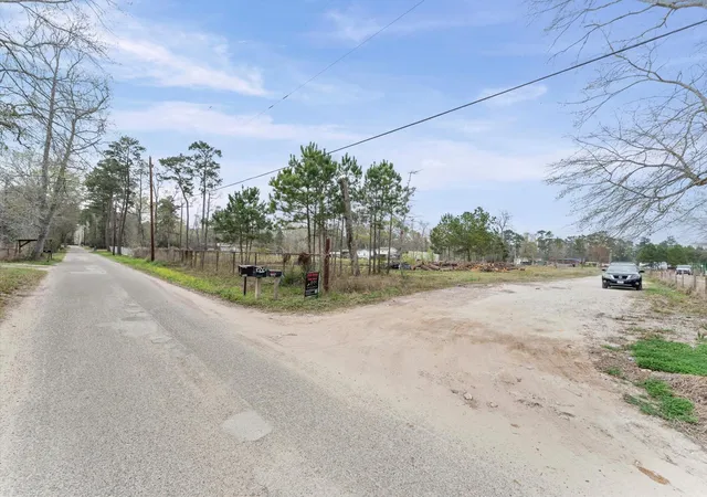 Photo 4 of Land for sale at 16851 Payne Rd, Conroe, TX 77302 | MLS# 12122187 | Listing updated on 2026-03-07