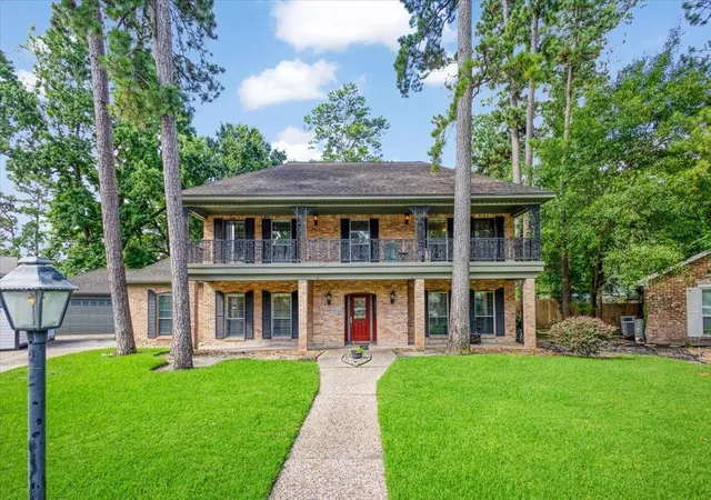 Photo 2 of Sale Pending at 5431 Crown Colony, Houston, TX 77069 | MLS# 60294978 | Listing updated on 2026-09-21