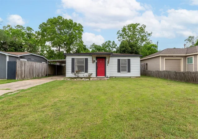Homes for sale in Baytown, TX | 708 Gresham St, Baytown, TX 77520 | MLS# 96145770
