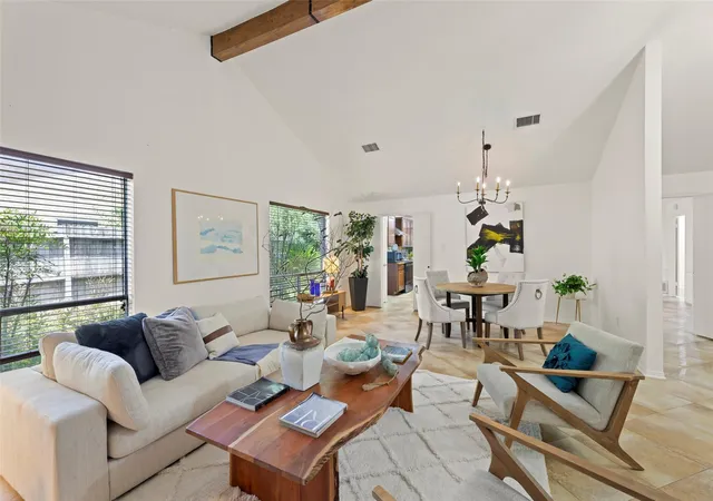 Photo 4 of Single family home for sale at 6714 Cyn Way Dr, Houston, TX 77086 | MLS# 71141006 | Listing updated on 2026-09-20