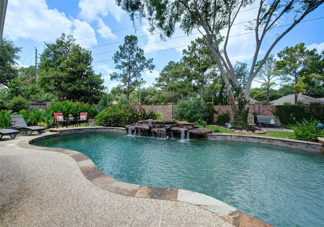 Photo 2 of Single family home for sale at 22002 Treesdale Ln, Katy, TX 77450 | MLS# 88031745 | Listing updated on 2026-08-06