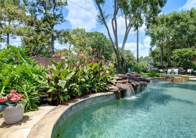 Photo 3 of Single family home for sale at 22002 Treesdale Ln, Katy, TX 77450 | MLS# 88031745 | Listing updated on 2026-08-06