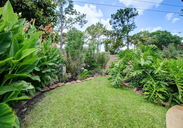 Photo 4 of Single family home for sale at 22002 Treesdale Ln, Katy, TX 77450 | MLS# 88031745 | Listing updated on 2026-08-06
