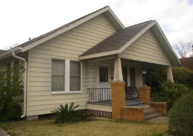 2nd image of 2703 Cochran, Houston, TX 77009 | MLS# 38601976