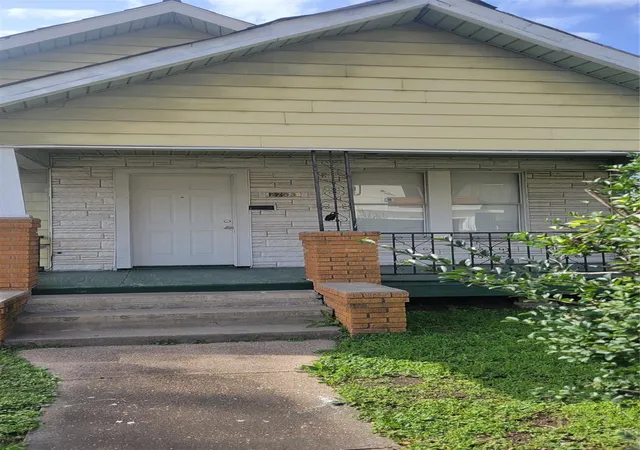 image of 2703 Cochran, Houston, TX 77009 | MLS# 38601976