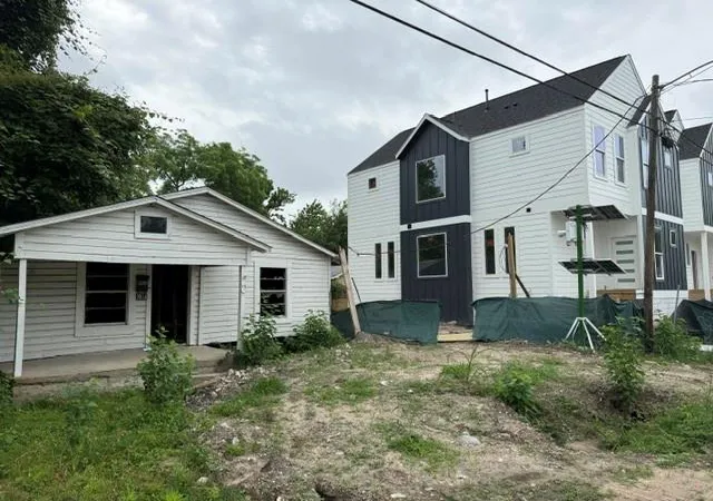 Photo 2 of Single family home for sale at 7014 De Priest St, Houston, TX 77091 | MLS# 88002026 | Listing updated on 2026-06-25