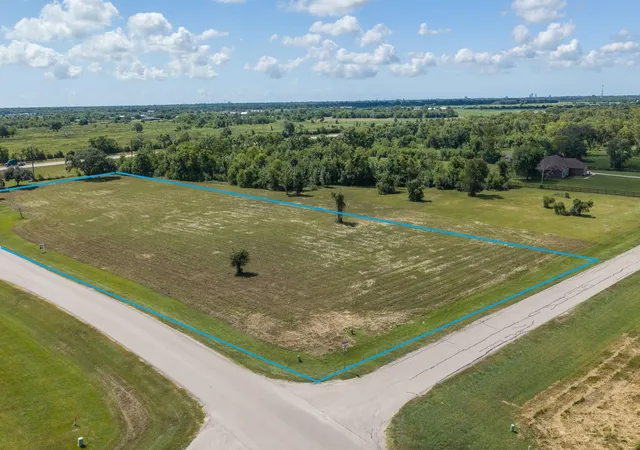 Photo 3 of Land for sale at 33003 Blue Crab Ct, Richwood, TX 77515 | MLS# 62780554 | Listing updated on 2026-09-18